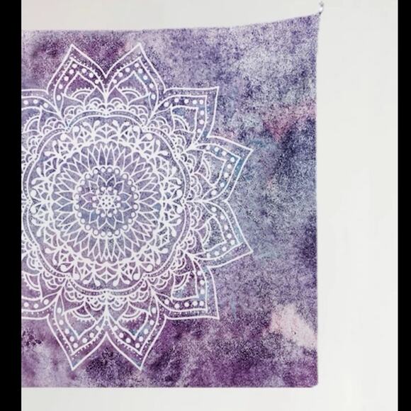 URBAN OUTFITTERS Boho Mandala Pink and Purple Geometric Tapestry Wall Hanging - Picture 3 of 4